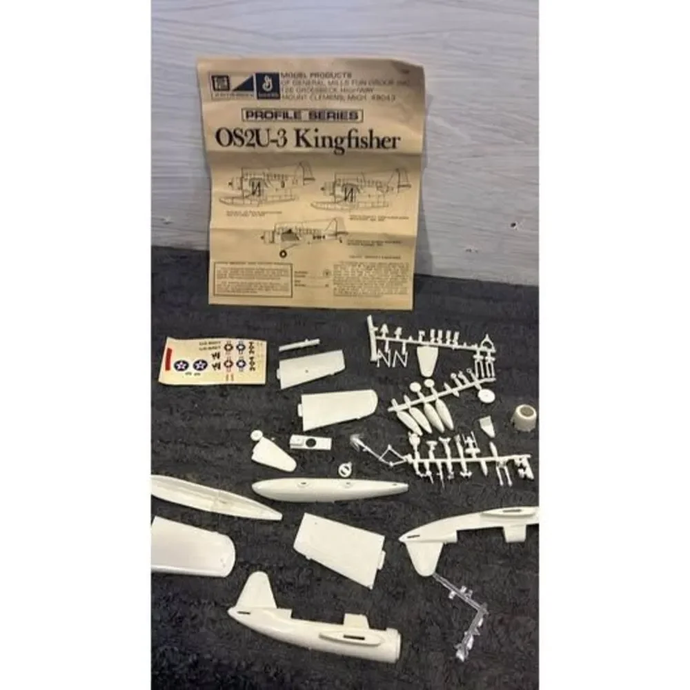 Kingfisher OS2U-3 Airplane Monogram Model Kit 1966 1/48 Vintage NO BOX AS IS